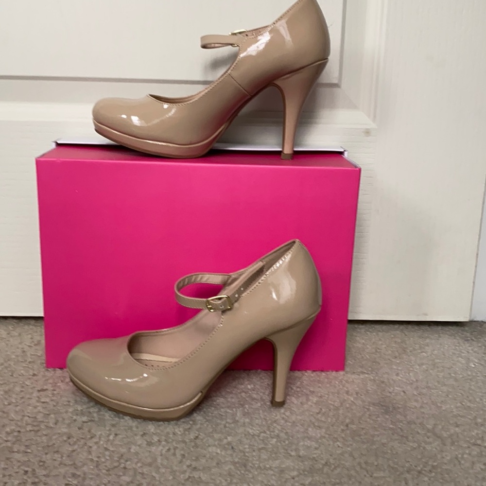 Tan Mary Jane heels